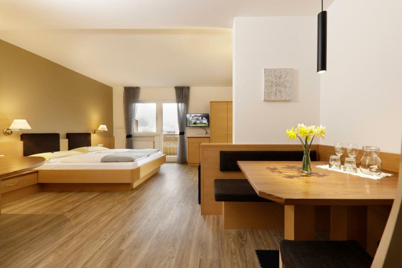 Das Mitterplarser Hotel Lagundo Extérieur photo